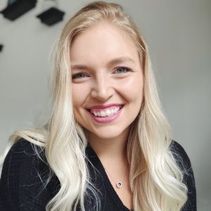 Meet your Posher, Amber